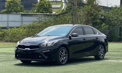 Xe Kia Cerato bấm remote gập gương mà cửa không tự khóa là bị gì?